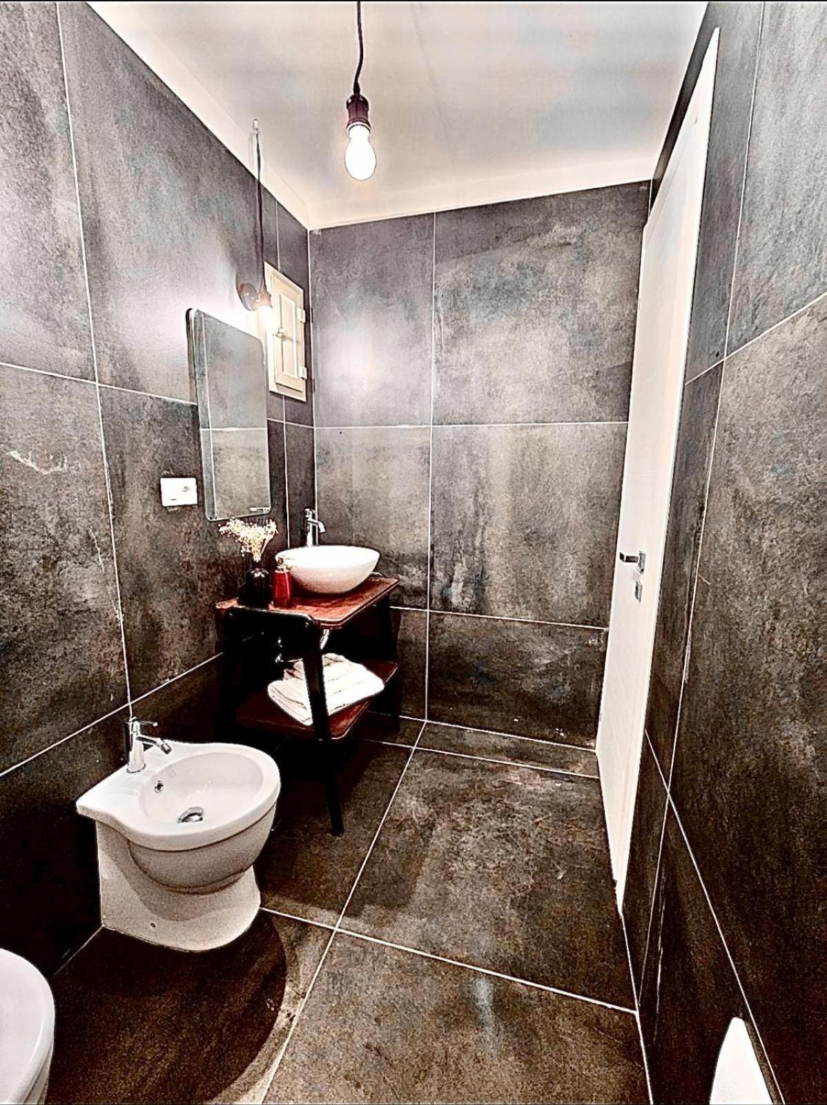 La Dimora Di Mary Apartment เนเปิลส์ ภายนอก รูปภาพ